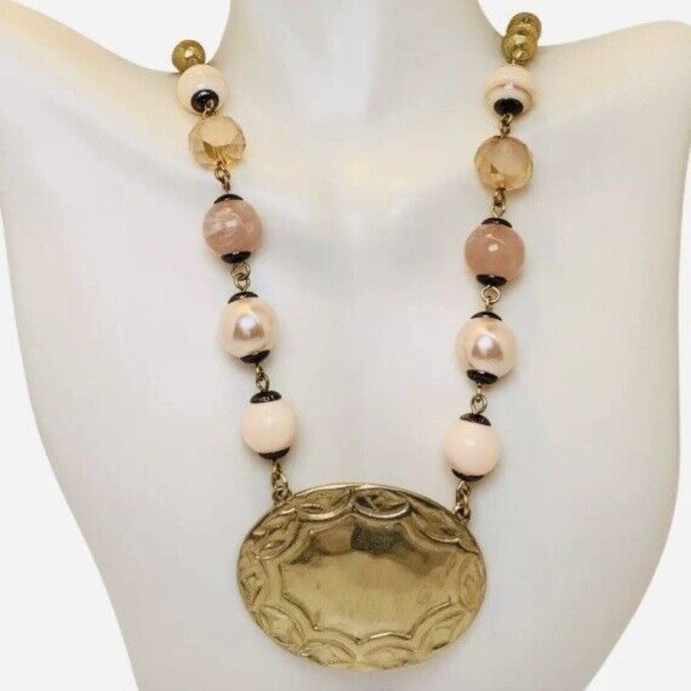 CHICO’S Rose Colored Glass Beaded Hammered Silver Pendant Statement Necklace 21”